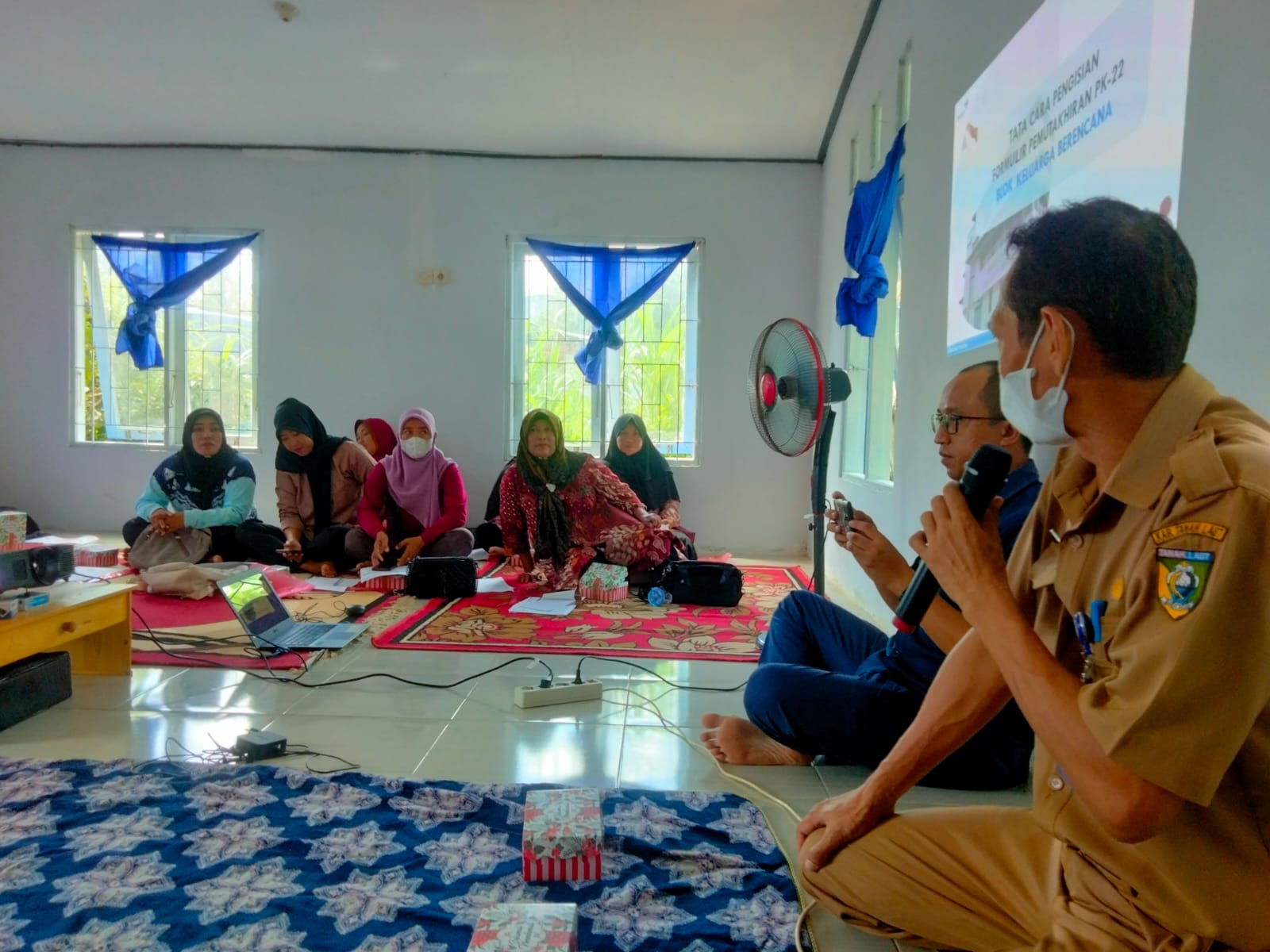 Workshop Pemutakhiran Pendataan Keluarga (PK22) Kecamatan Batu Ampar