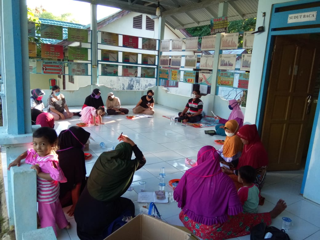 Pembinaan Rutin Kelompok Bina Keluarga Lansia di Kampung KB Desa Tebing Siring.