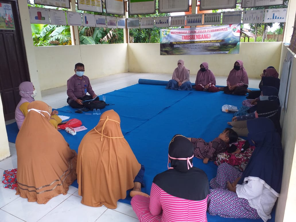 Kegiatan Pembinaan Rutin Kelompok BKR Melati Kencana Kampung KB Desa Tanjung.