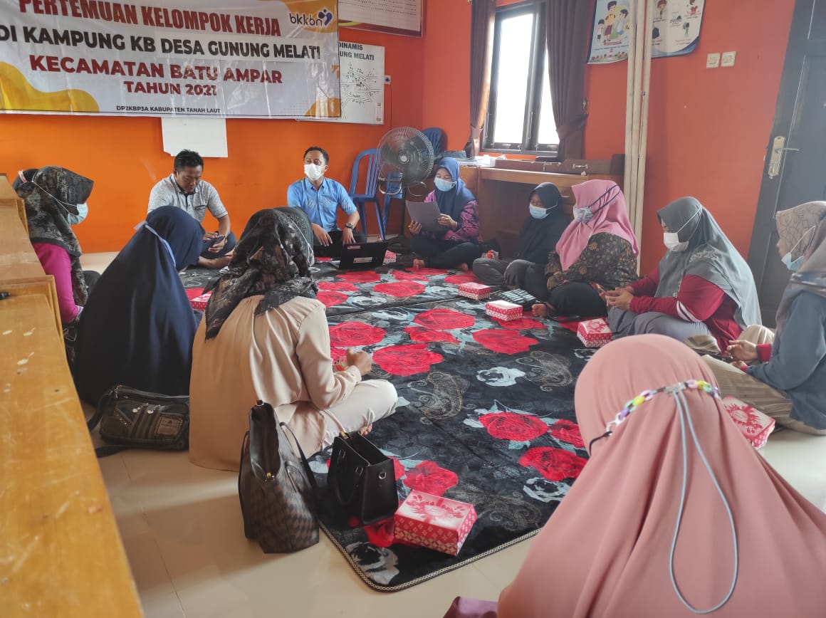 Kegiatan Pertemuan Kelompok Kerja di Kampung KB Desa Gunung Melati