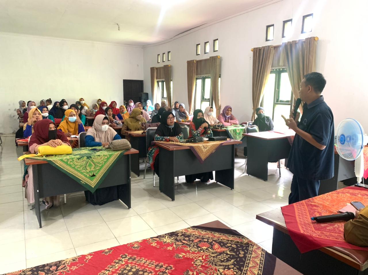 Kegiatan Orientasi Tim Pendamping Keluarga (TPK) Kecamatan Batu Ampar Kabupaten Tanah Laut 
