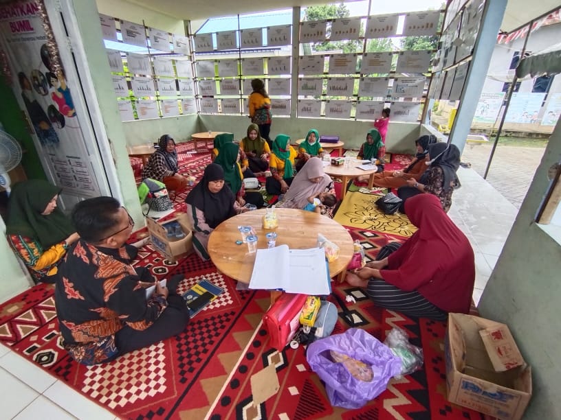 Pembinaan Kelompok BKR Oleh Balai Penyuluhan KB Kecamatan Bajuin